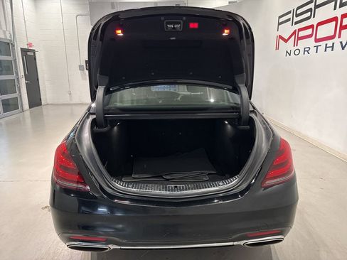 Used 2018 Mercedes-Benz S 560 4MATIC Sedan w/ AMG Line Exterior image 38