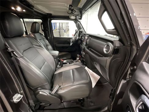 Used 2022 Jeep Gladiator Overland w/ Popular Equipment Package image 29