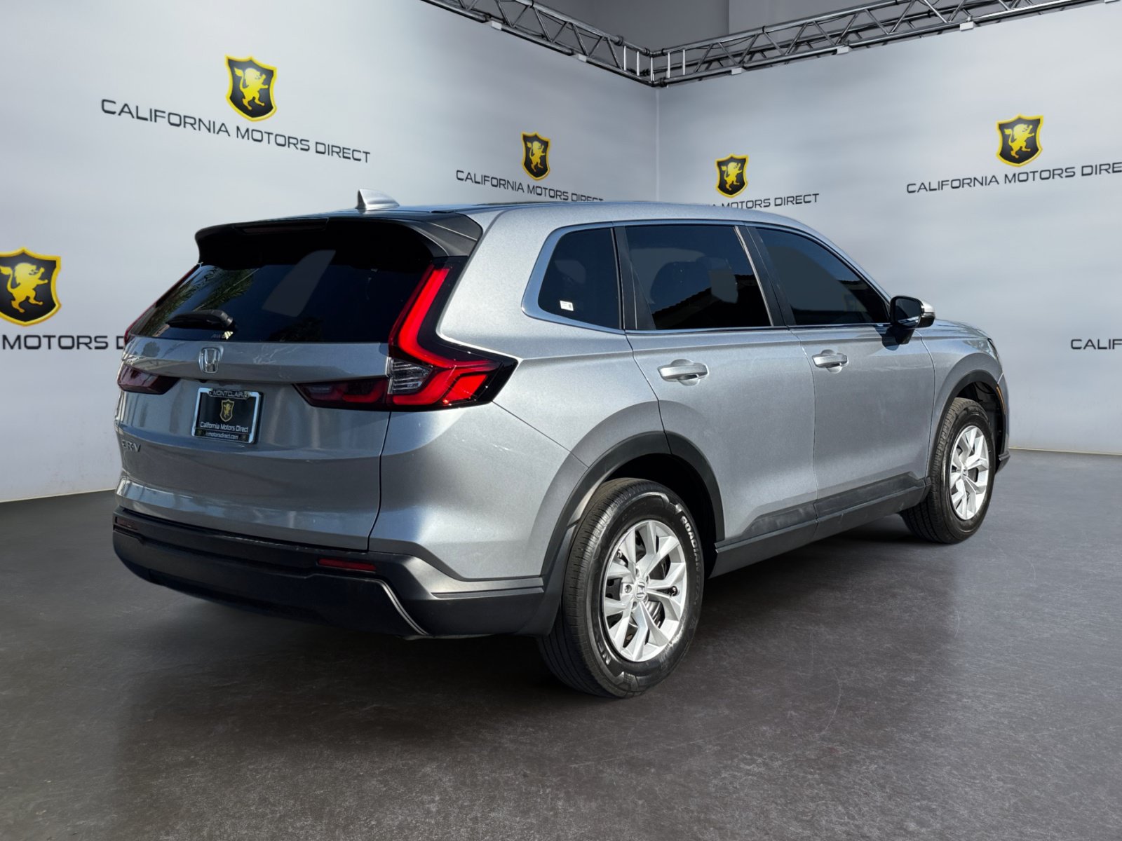 Used 2025 Honda CR-V LX image 5