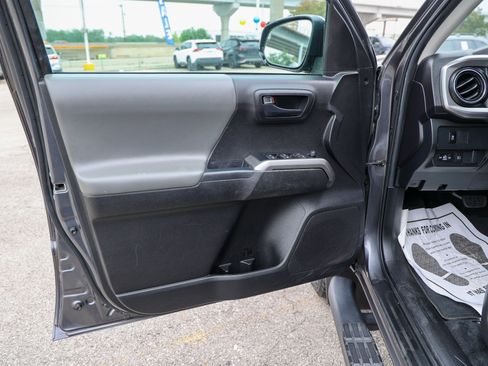 Certified 2023 Toyota Tacoma SR5 RWD image 31