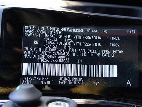 Used 2025 Toyota Sienna Platinum image 30