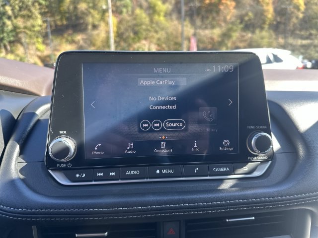 Used 2023 Nissan Rogue SV AWD/4WD image 28