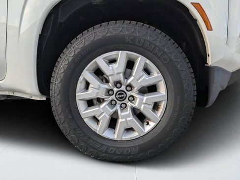 Used 2023 Nissan Frontier SV AWD/4WD image 10