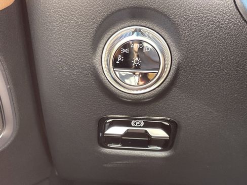 New 2026 Mercedes-Benz CLE 300 4MATIC Coupe image 21