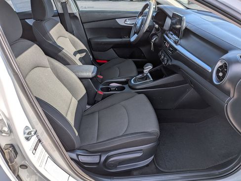Used 2024 Kia Forte LXS image 35