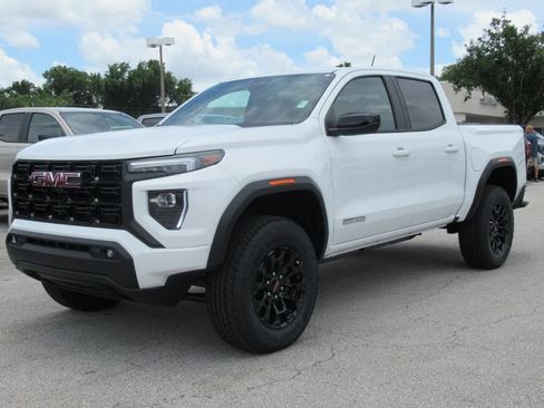 New 2026 GMC Canyon Elevation w/ Convenience Package RWD image 3
