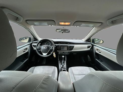 Used 2015 Toyota Corolla LE Premium image 17