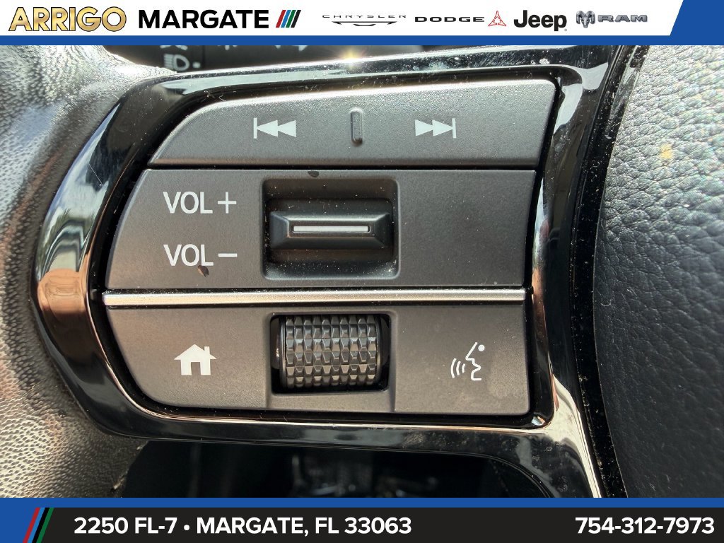 Used 2023 Honda HR-V EX-L image 27