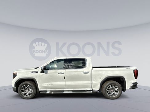 New 2026 GMC Sierra 1500 SLT w/ SLT Premium Package image 2