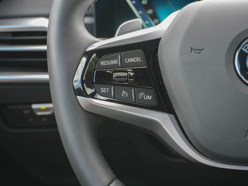 Certified 2025 BMW 230i xDrive Coupe w/ Premium Package image 18