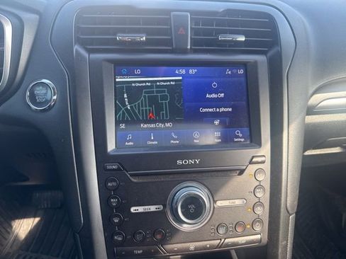 Used 2019 Ford Fusion Titanium image 16