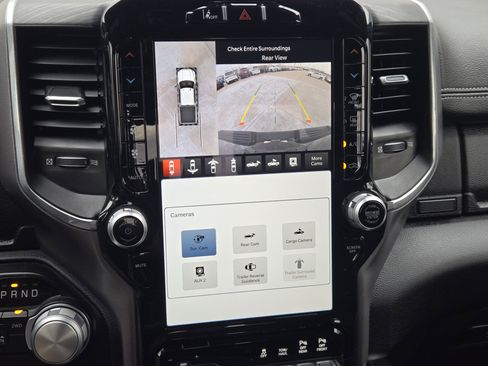 Used 2024 RAM 2500 Laramie w/ Night Edition image 21