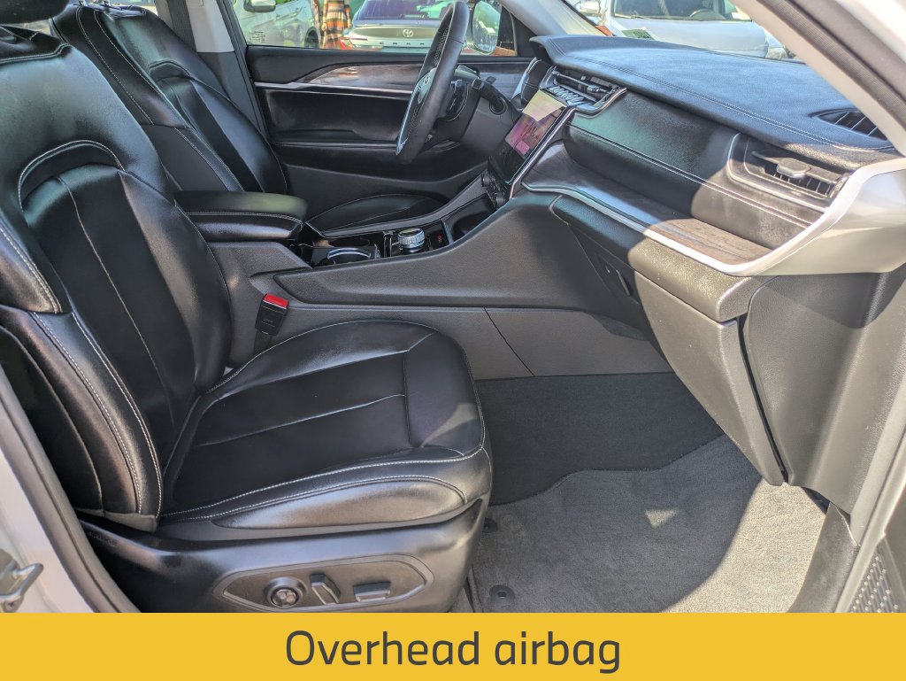 Used 2023 Jeep Grand Cherokee Limited RWD image 31