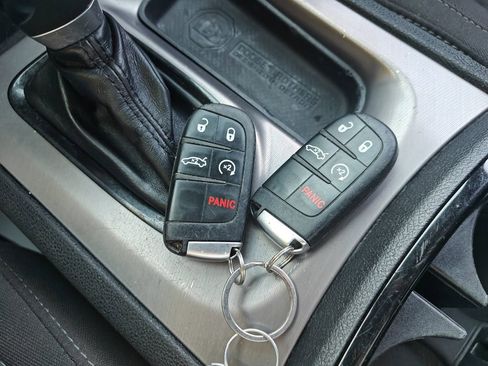 Used 2023 Dodge Charger SXT w/ Blacktop Package image 33