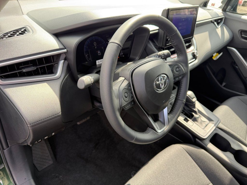 New 2026 Toyota Corolla Cross LE w/ Moonroof Package AWD/4WD image 28