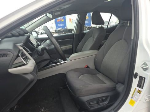 Used 2024 Toyota Camry LE image 24