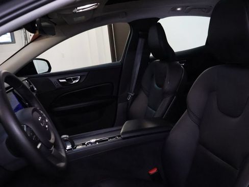 Used 2023 Volvo S60 B5 Core AWD/4WD image 15