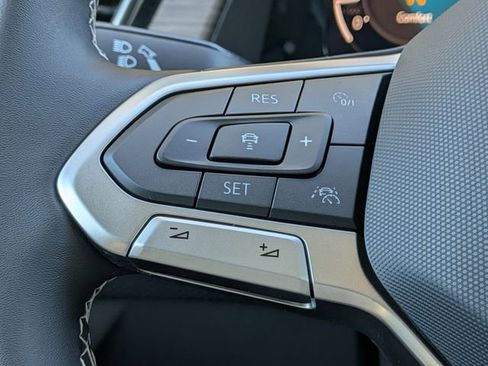 New 2026 Volkswagen Atlas SEL AWD/4WD image 32