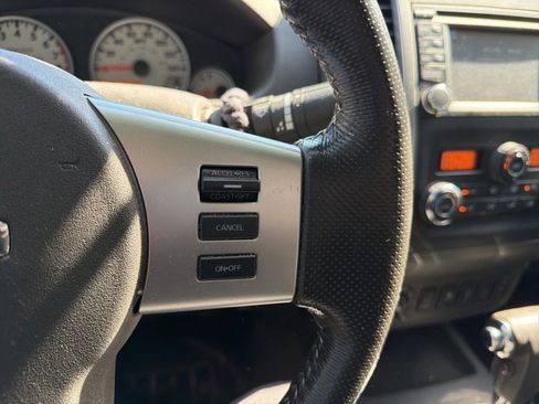 Used 2019 Nissan Frontier PRO-4X w/ Pro-4x Luxury Package image 11