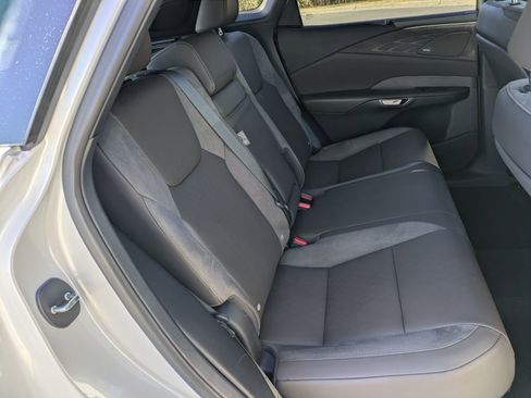 Used 2023 Lexus RX 350 w/ Luxury Package image 27