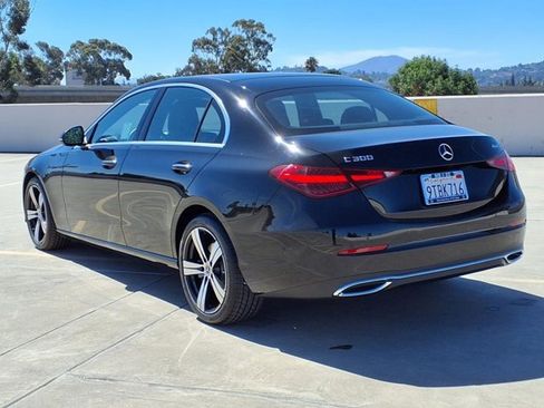 Used 2025 Mercedes-Benz C 300 4MATIC Sedan image 20