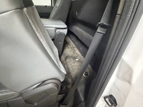 Used 2014 Ford F250 XL w/ Power Equipment Group AWD/4WD image 18