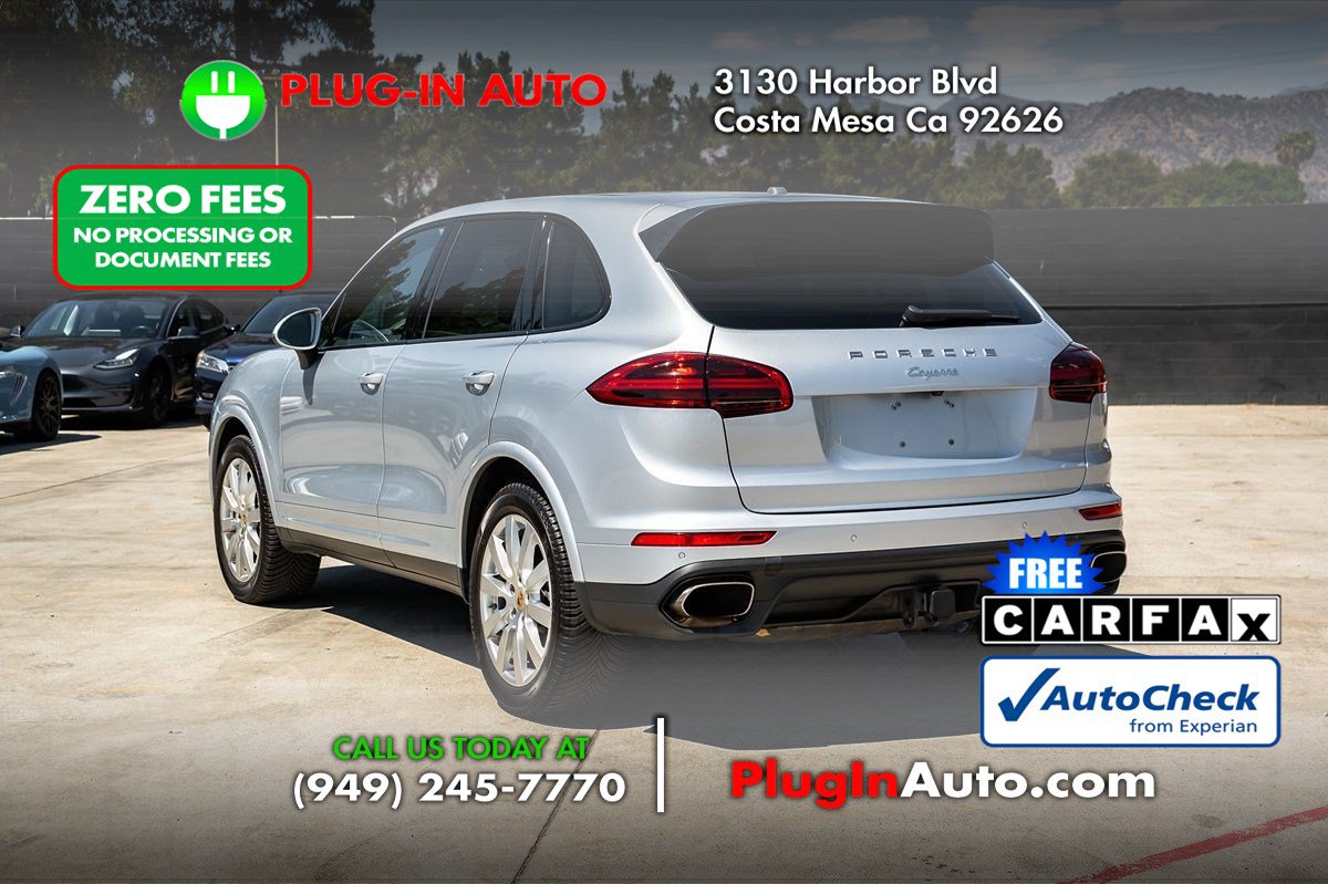 Used 2017 Porsche Cayenne Platinum Edition AWD/4WD image 2