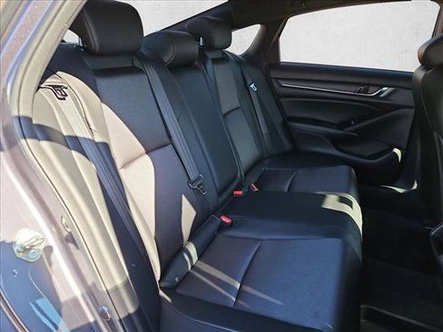 Used 2019 Honda Accord Sport image 18