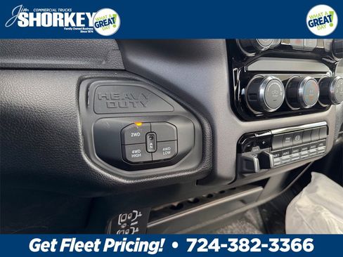 New 2026 RAM 5500 Big Horn image 30