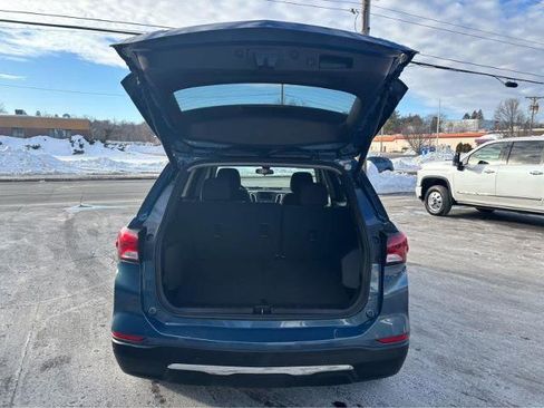 Used 2024 Chevrolet Equinox LT AWD/4WD image 8