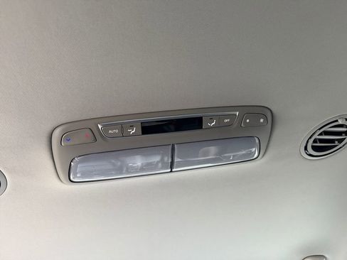 Used 2023 Kia Telluride S image 25