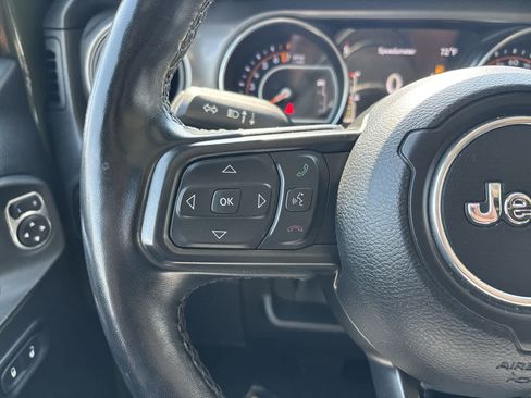 Used 2022 Jeep Wrangler Unlimited Sport AWD/4WD image 12