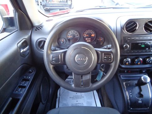 Used 2014 Jeep Patriot Sport w/ Power Value Group image 14