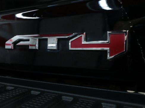 Used 2022 GMC Sierra 2500 AT4 w/ AT4 Preferred Package image 33