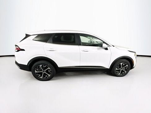 Certified 2025 Kia Sportage EX AWD/4WD image 4