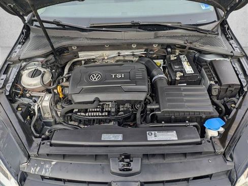 Used 2017 Volkswagen Golf S FWD image 21