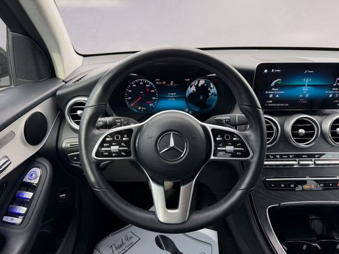 Used 2022 Mercedes-Benz GLC 300 image 12
