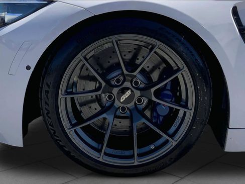 Used 2020 BMW M4 Coupe w/ Competition Package RWD image 11