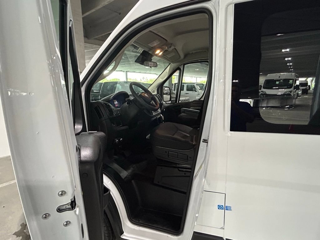 Used 2023 RAM ProMaster 2500 FWD image 9