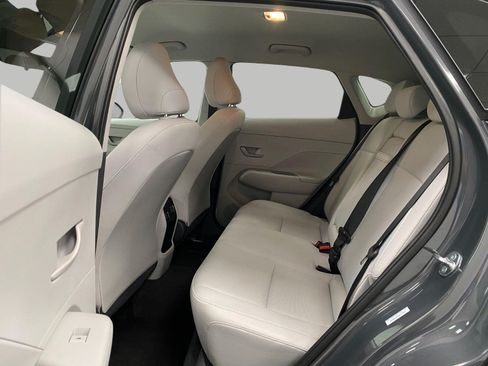 Certified 2025 Hyundai Kona SEL AWD/4WD image 28