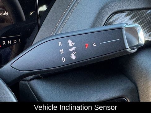 New 2026 GMC Yukon XL AT4 w/ AT4 Premium Package image 17