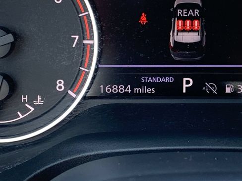 Used 2025 Nissan Rogue SV FWD image 17