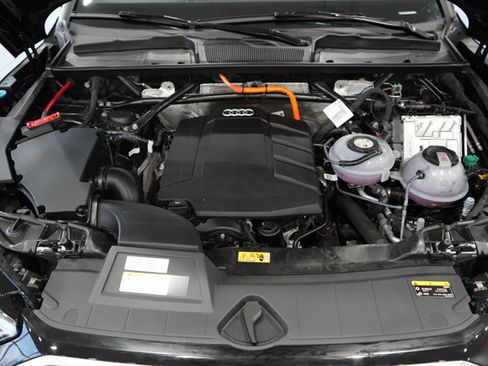 Used 2024 Audi Q5 e Premium Plus image 42