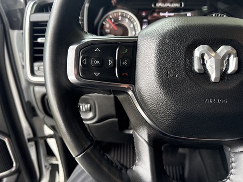 Used 2024 RAM 1500 Laramie AWD/4WD image 18