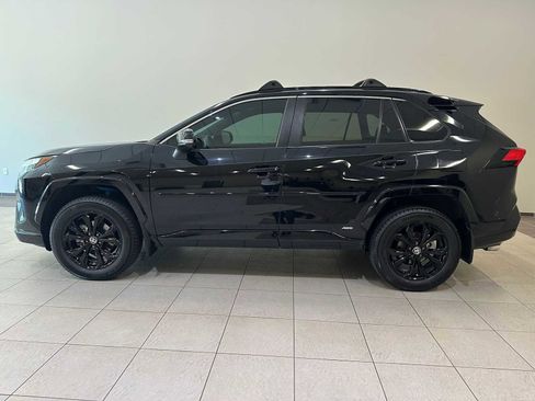 Certified 2023 Toyota RAV4 SE AWD/4WD image 4