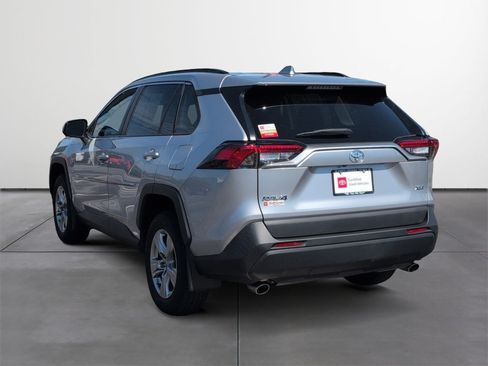 Certified 2023 Toyota RAV4 XLE w/ Convenience Package FWD image 4