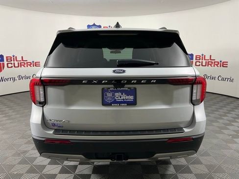 New 2025 Ford Explorer Active w/ Active Comfort Package image 4