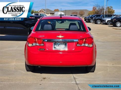 Used 2014 Chevrolet Cruze LT image 8