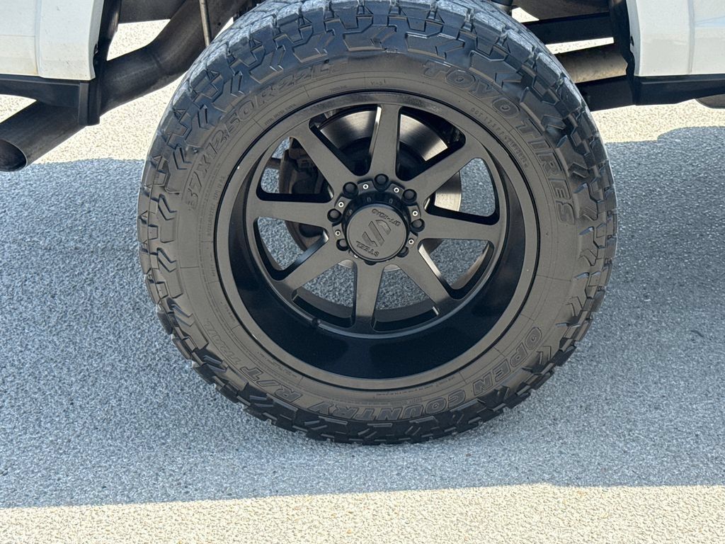 Used 2021 RAM 2500 Laramie w/ Night Edition AWD/4WD image 10