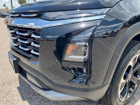 Used 2026 Chevrolet Equinox LT w/ Convenience Package II FWD image 4